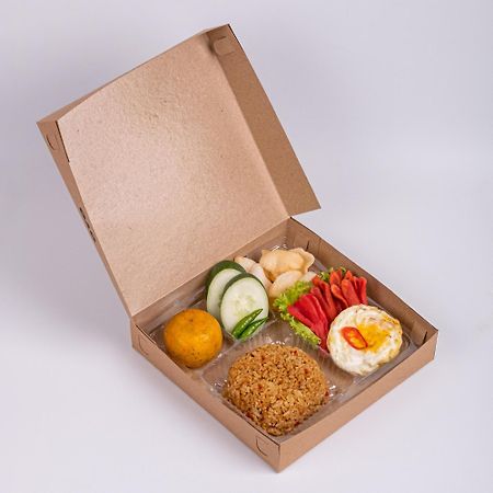 Oyo444拉菲萨家庭旅馆 Baturetno 外观 照片